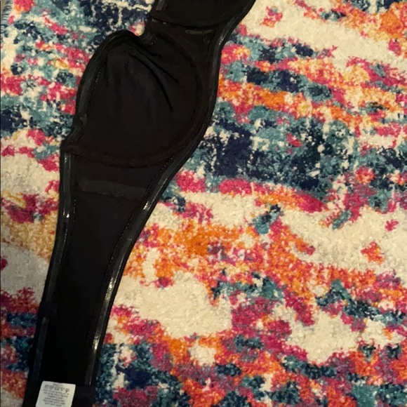 Calvin Klein Strapless Bandeau Underwire Bra - Picture 7 of 7